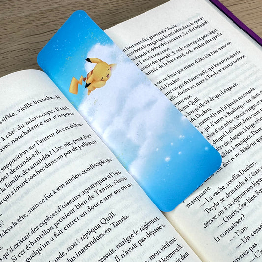 Marque-page papier - Pikachu in the Clouds